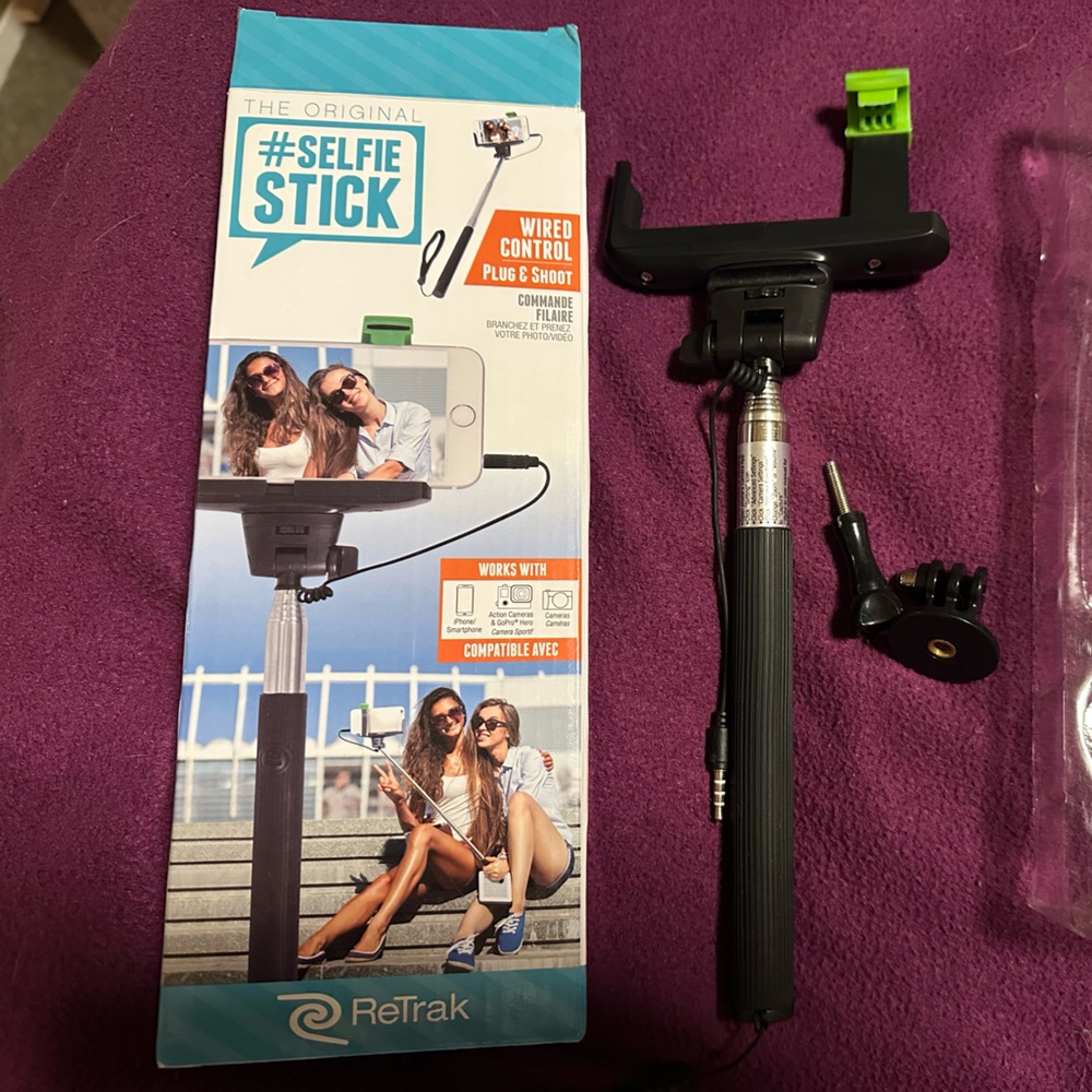 ReTrak Wired Selfie Stick with Phone Holder
